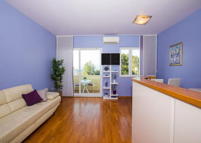 Apartment 3 Beaches With Free Parking